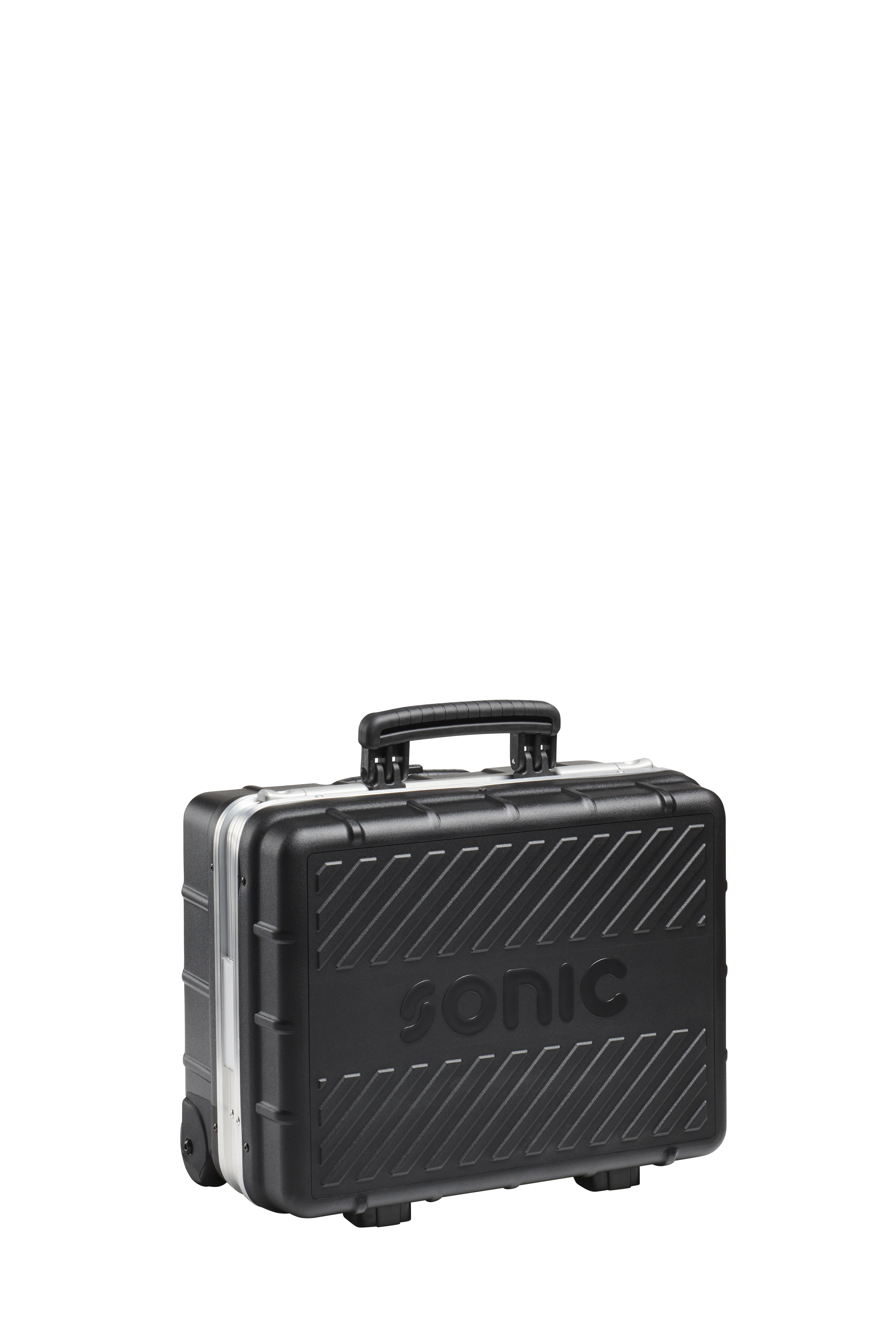 Empty-suitcase-with-wheels-49503_1.webp